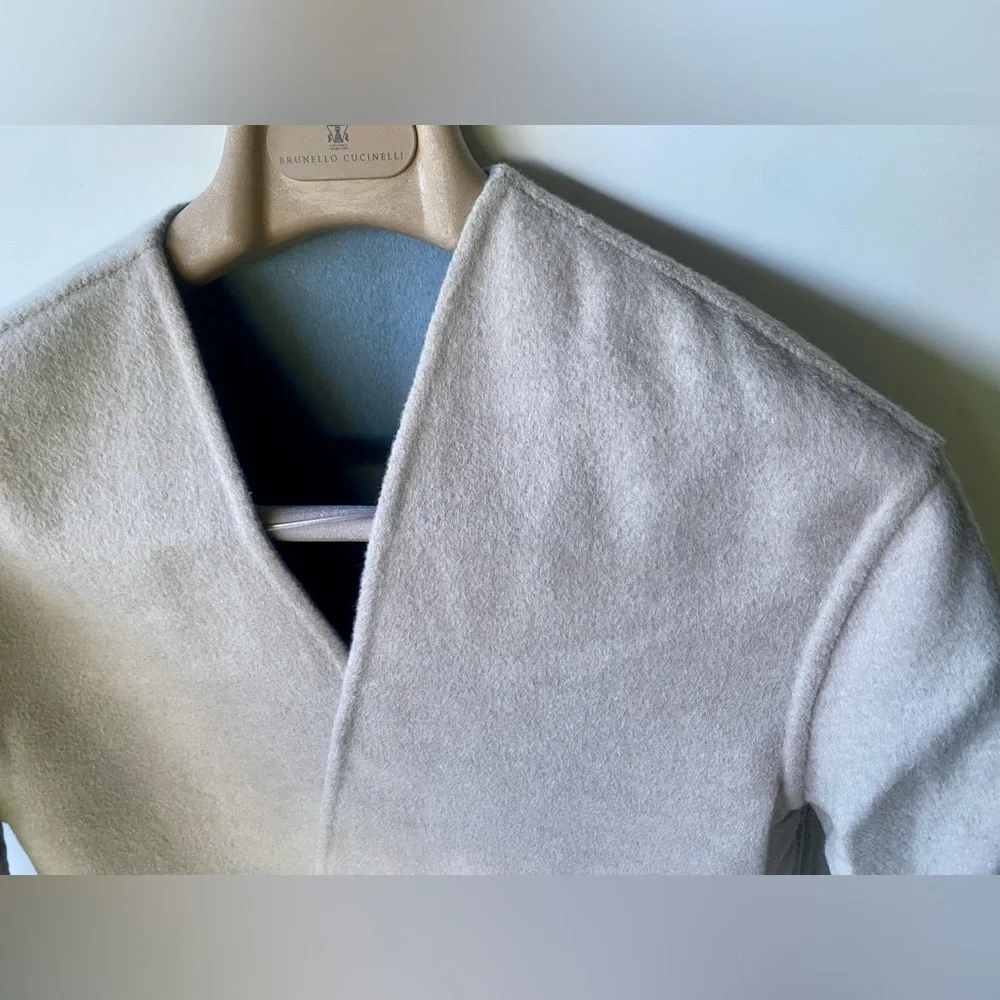 Max Mara Reversible Wool & Angora Short Wrap Coat, Blue & Gray, size It 42, US 6 - Picture 12 of 15